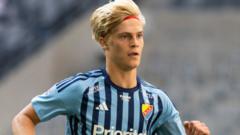 Tottenham set to sign Swedish teenager Bergvall BBC Sport