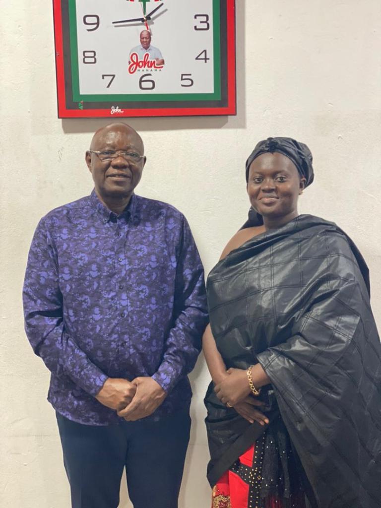 Opong-Fosu calls for responsible use of social media as Asanteman Students Union pays him a visit