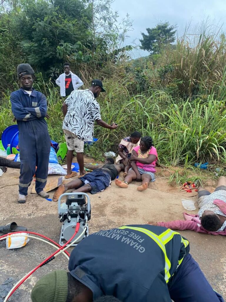 One dead, 20 injured in Cape Coast highway crash